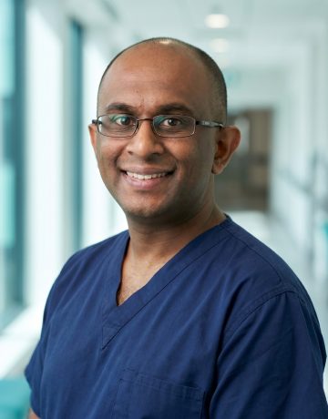 dr ashok headshot
